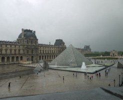 ルーブル美術館